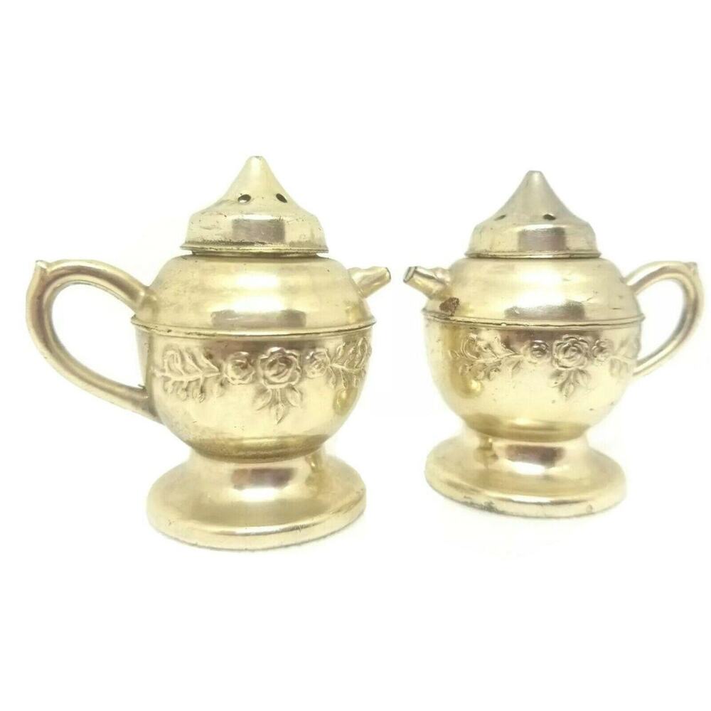 Vintage Japan Teapot Salt & Pepper Shakers Tea Pots Embossed Floral S&P Elegan